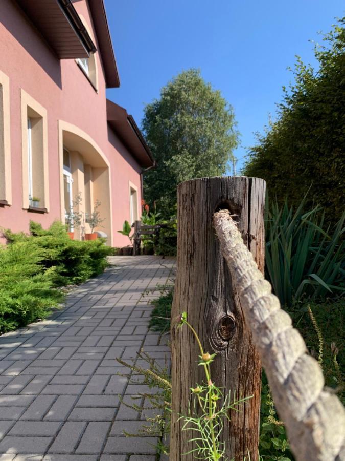 Medison Family Boutique B&B 凯尔采 外观 照片