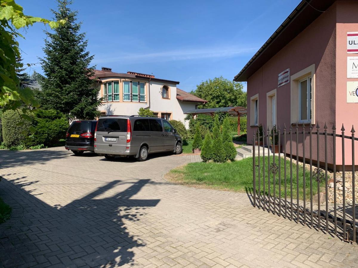 Medison Family Boutique B&B 凯尔采 外观 照片