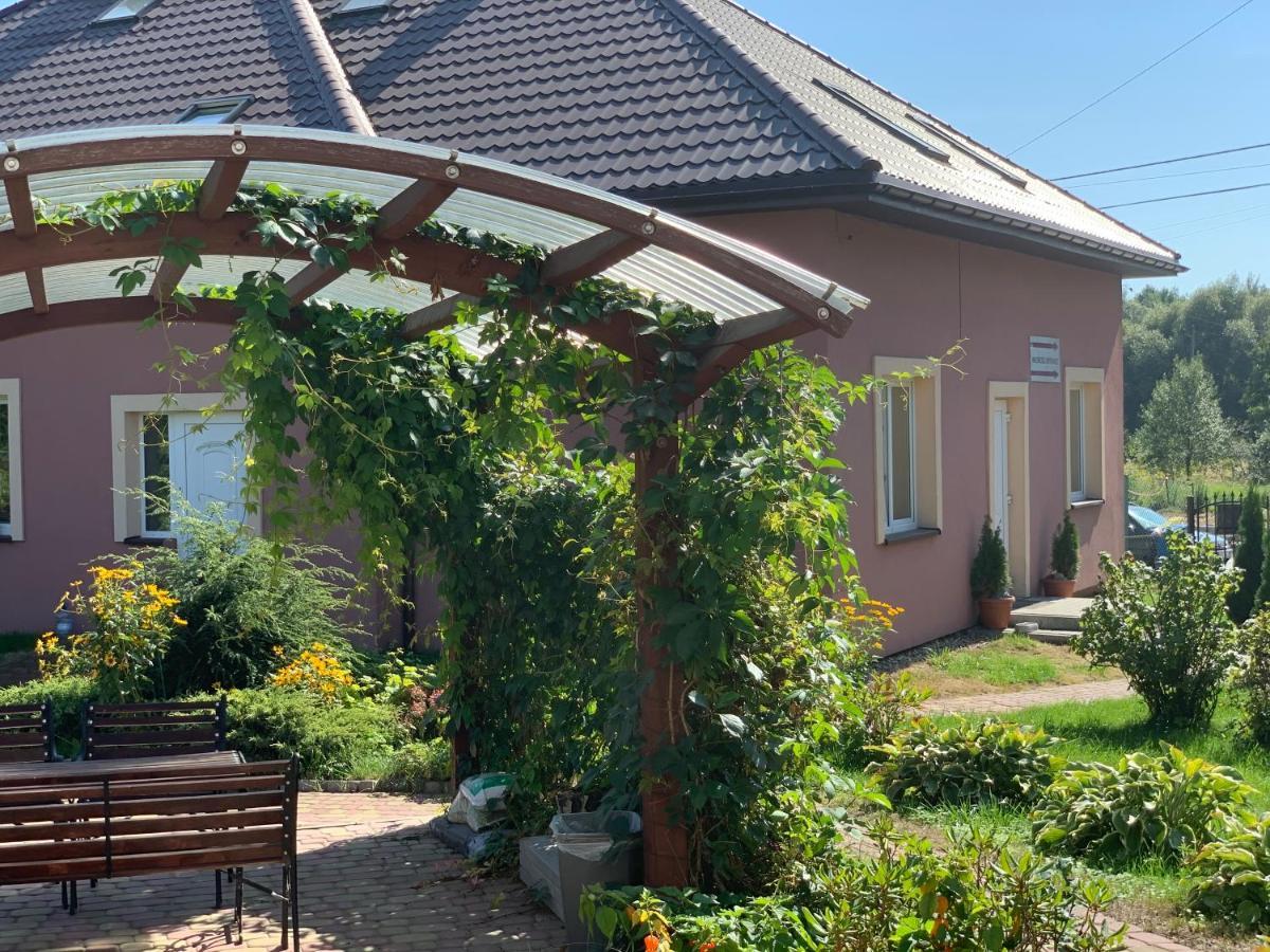 Medison Family Boutique B&B 凯尔采 外观 照片