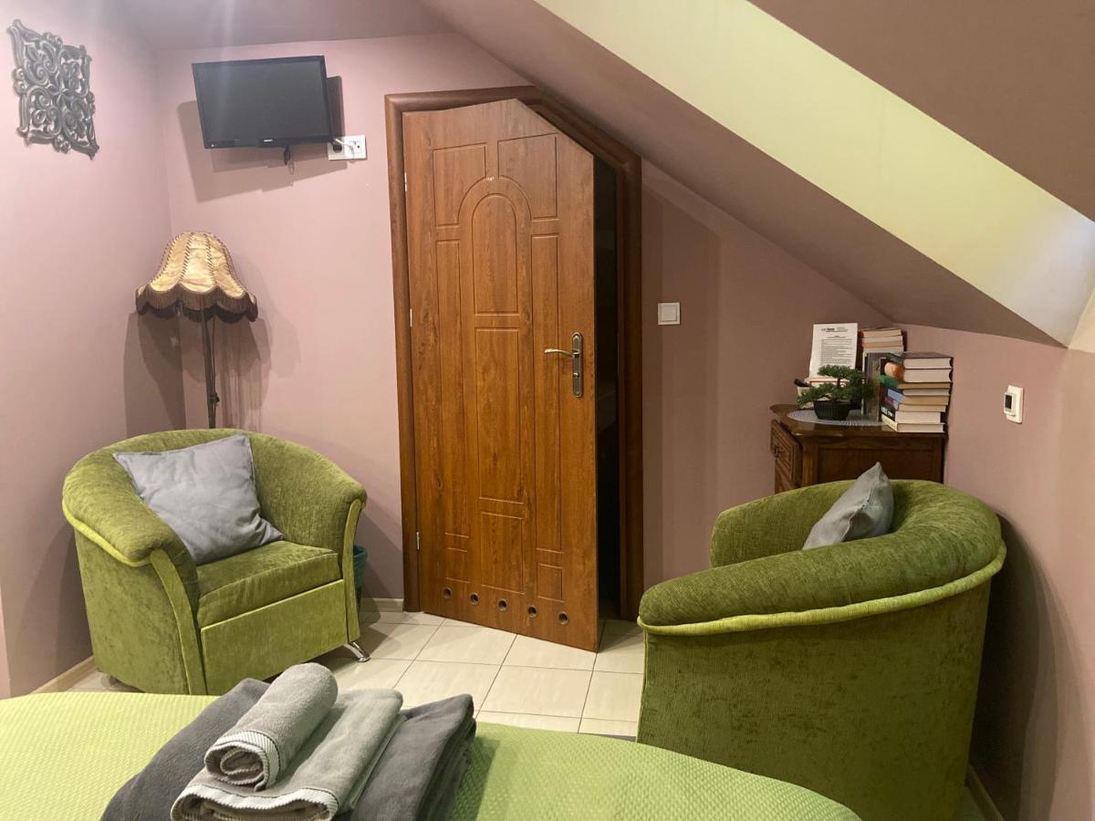 Medison Family Boutique B&B 凯尔采 外观 照片