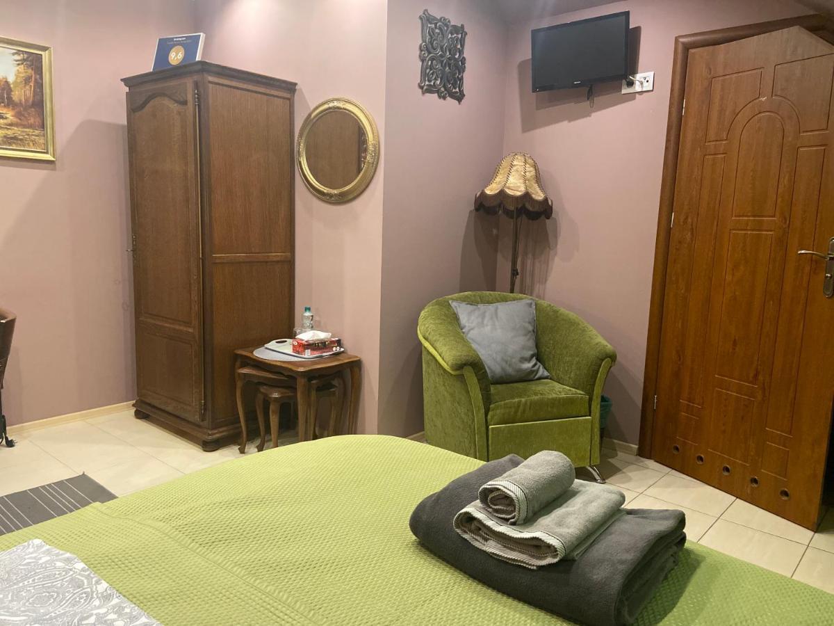 Medison Family Boutique B&B 凯尔采 外观 照片