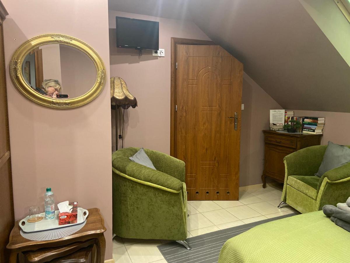 Medison Family Boutique B&B 凯尔采 外观 照片