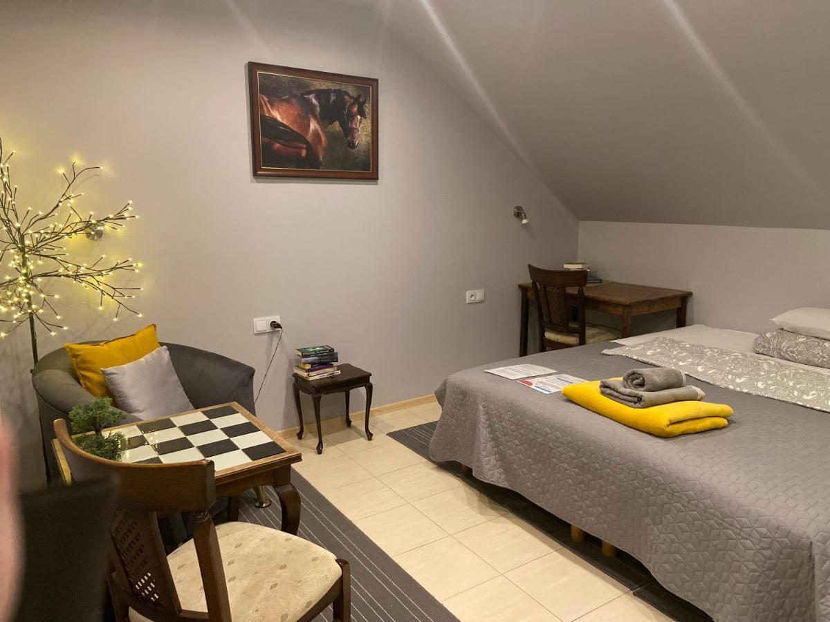 Medison Family Boutique B&B 凯尔采 外观 照片