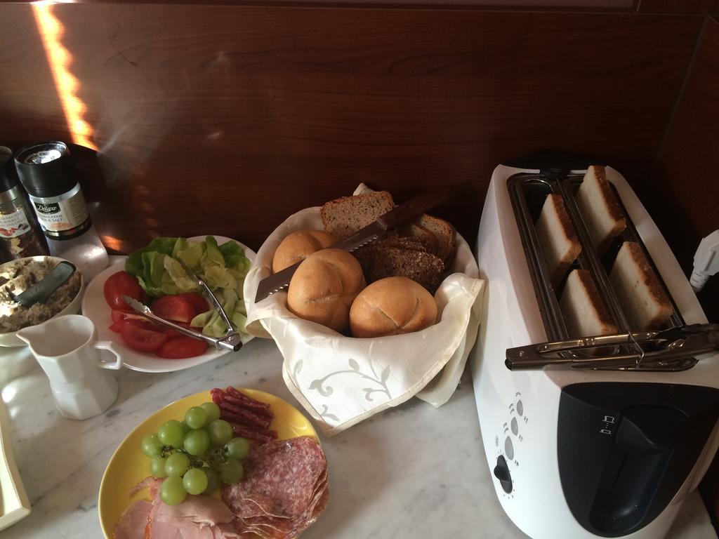 Medison Family Boutique B&B 凯尔采 外观 照片